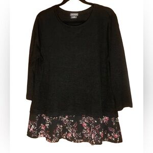 Van Heusen Womens Top Black w/Pretty Floral Boho Flounce at Hemline Size Large